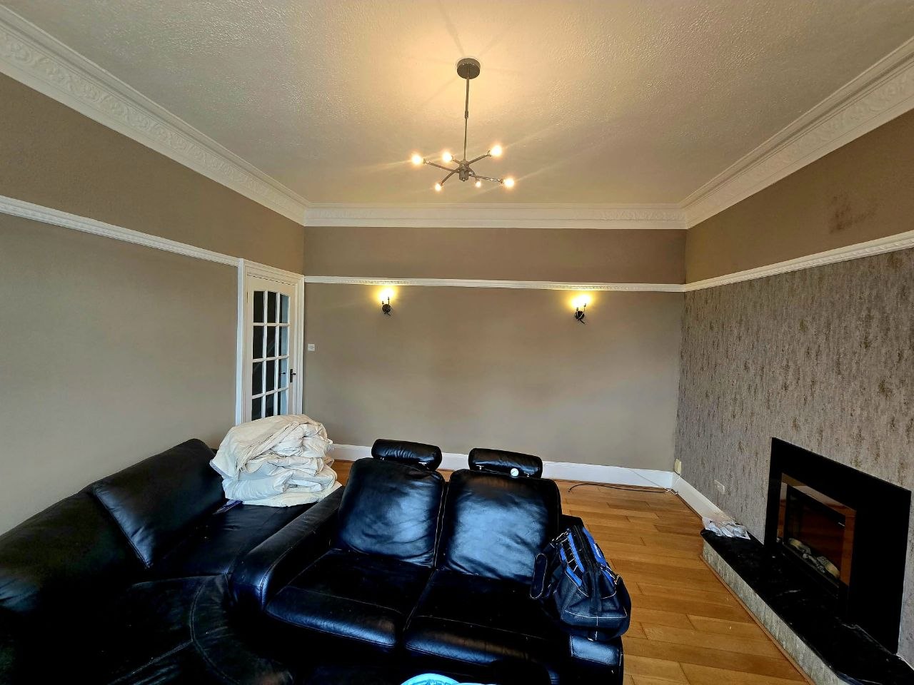Livingroom painting, door - window sill - window frame and skirting painting, wallpapering feature wall